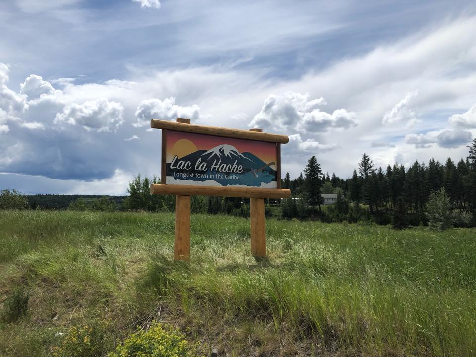 Lac La Hache community welcome sign